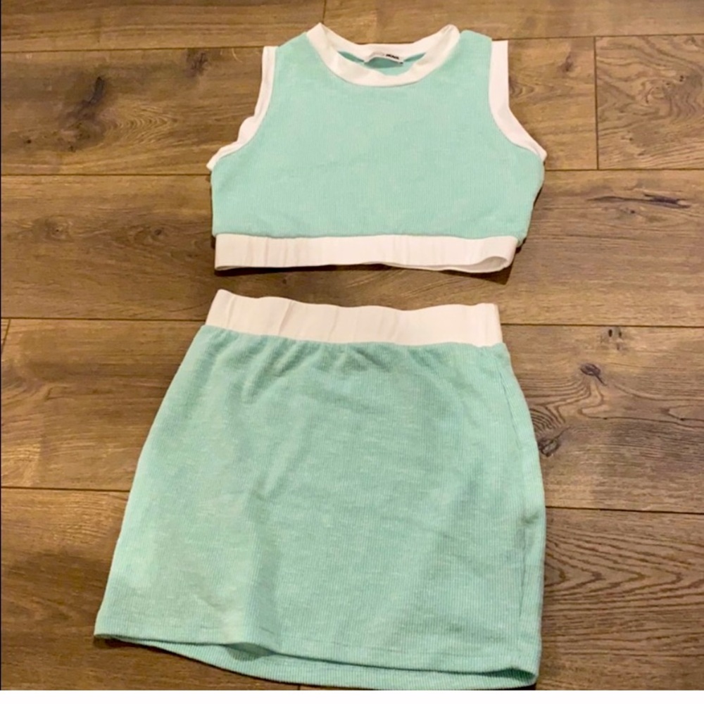 MTV Nilsa Prowant 2 piece outfit